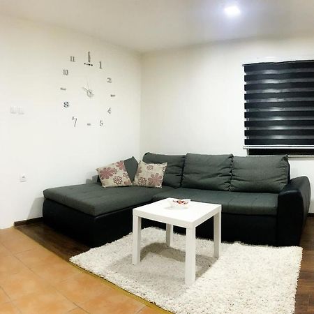 Modern Apartment Brčko エクステリア 写真