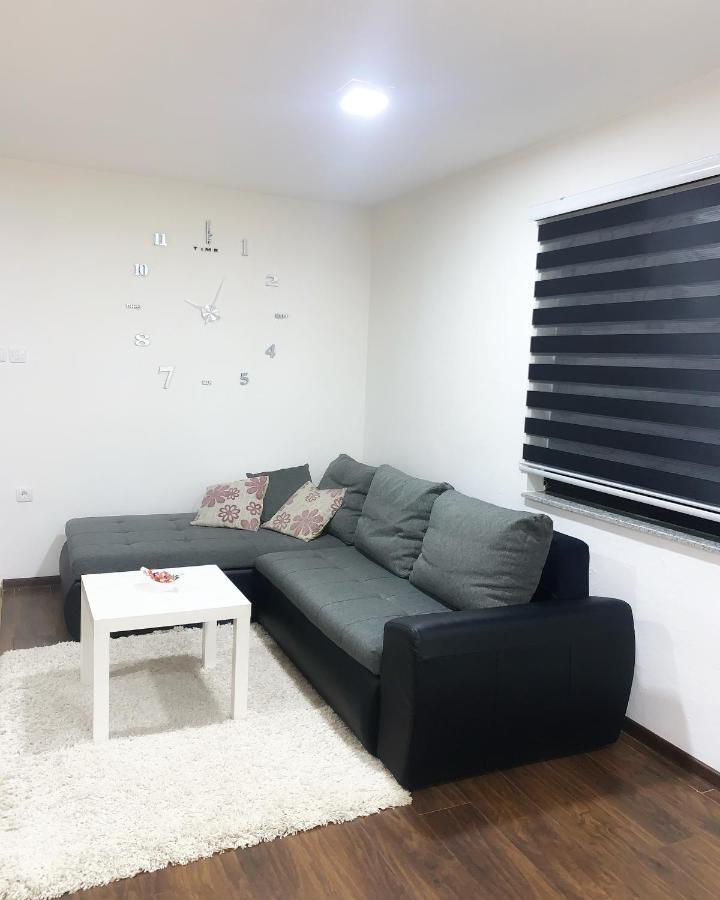 Modern Apartment Brčko エクステリア 写真
