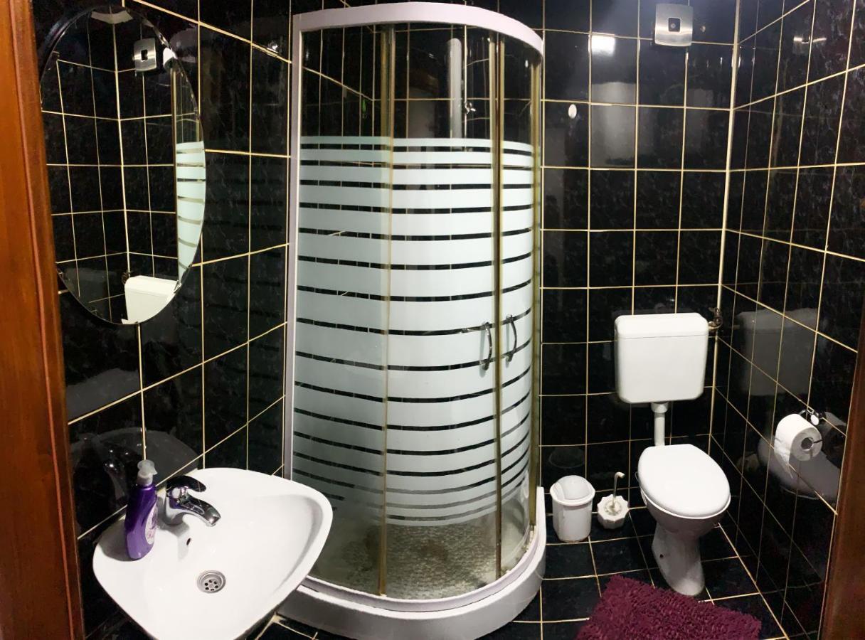 Modern Apartment Brčko エクステリア 写真